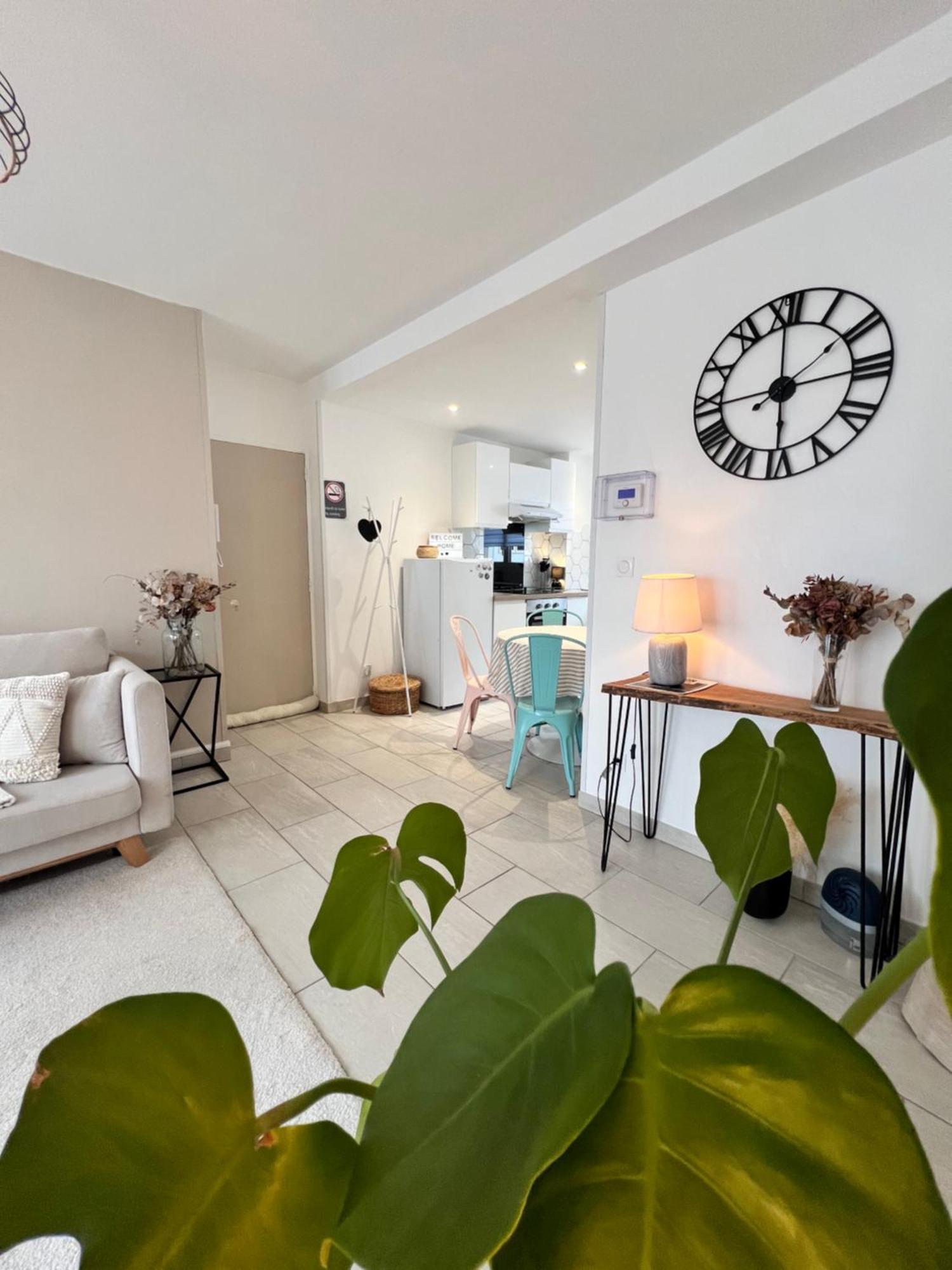 Le Bellevue - T3 - Gare & Les Jardins Darcy - Parking Free Dijon