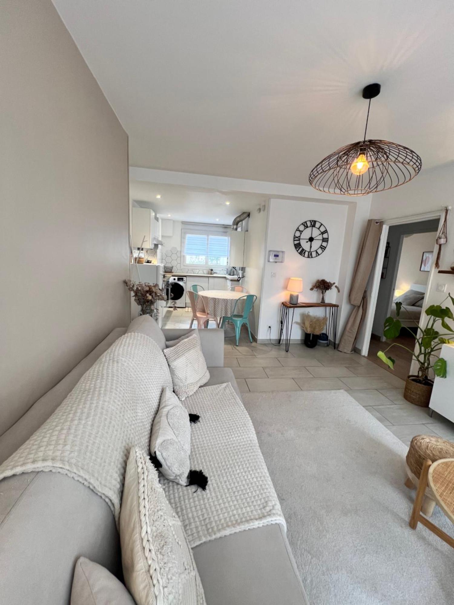 Le Bellevue - T3 - Gare & Les Jardins Darcy - Parking Free Apartment